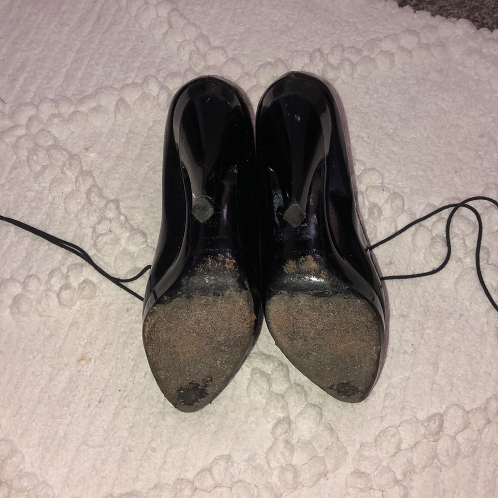 AUTHENTIC BURBERRY Patent Leather Booties - Picture 4 of 8
